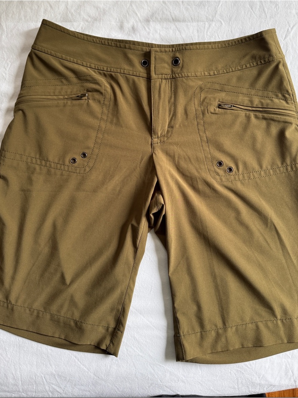 Athleta Women's Olive Green Breeze Bermuda Shorts